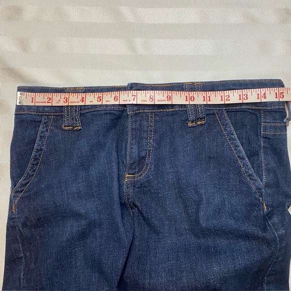 Kut from the Kloth Bermuda Shorts Sz 8 Dark Wash Gold Thread 4 pockets E… - Picture 3 of 15